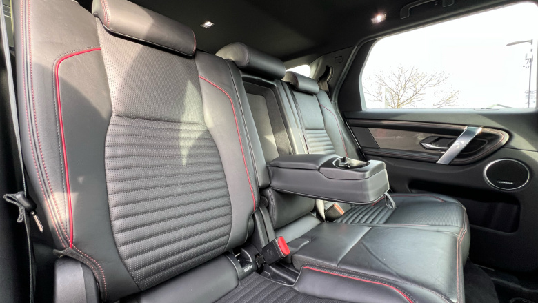 Land Rover Discovery Sport 2.0 D240 R-Dynamic HSE 5dr Auto Diesel Station Wagon